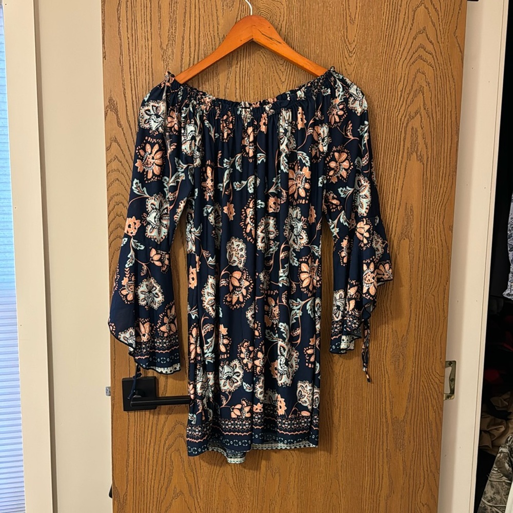 Long Tie Sleeve Tunic